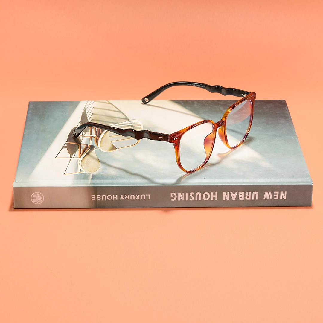 Scene view of Orion square tr90 eyeglasses SR0342509 in tortoise
