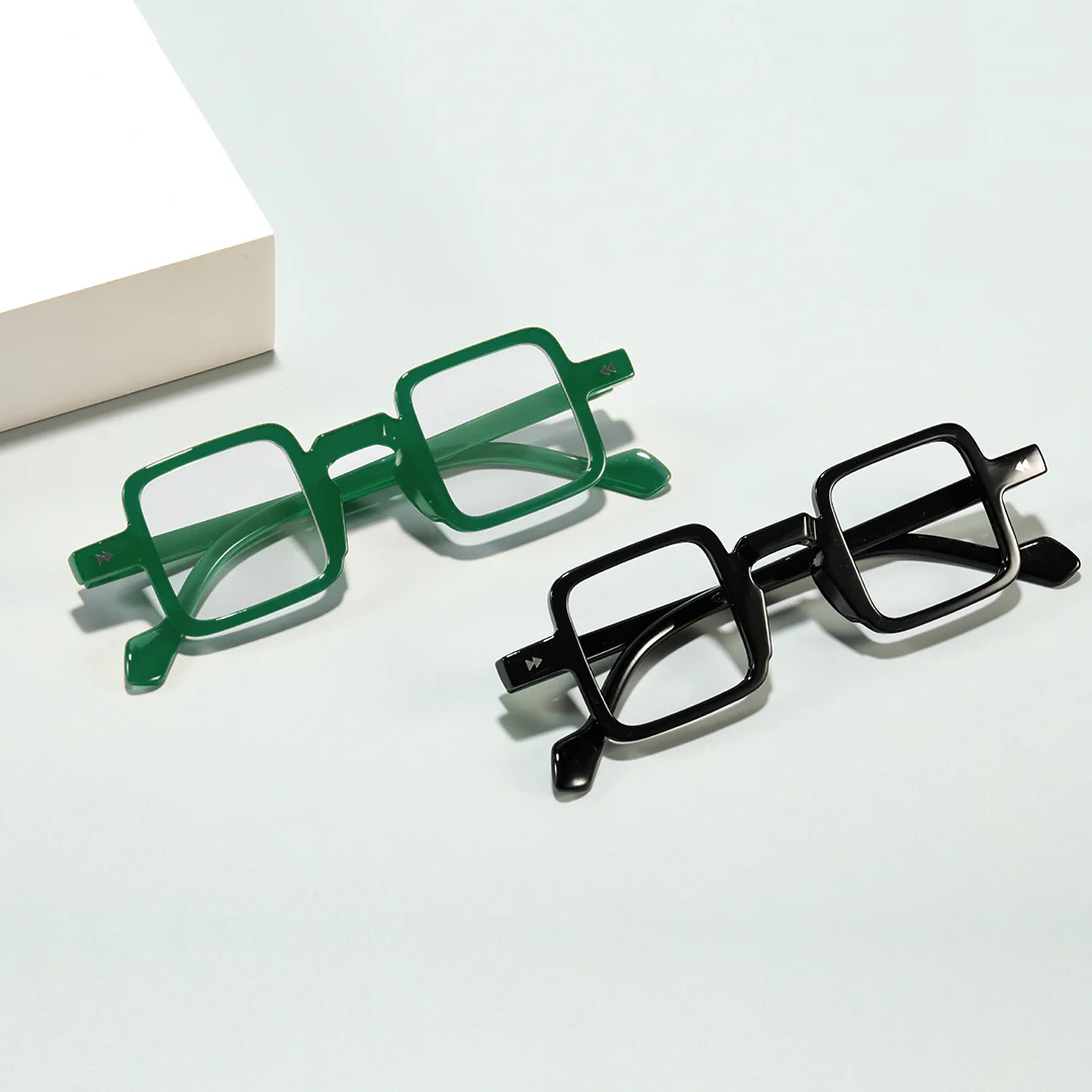 Scene view of Baffin square pc eyeglasses ZH-SP0352411 in black& green