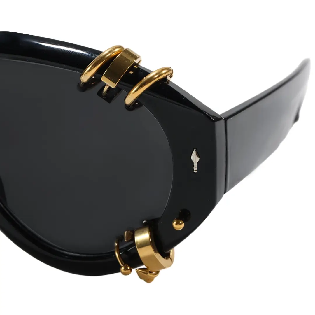 End piece detail of Wisp aviator pc handcrafted polarized sunglasses AP0082604 in gold