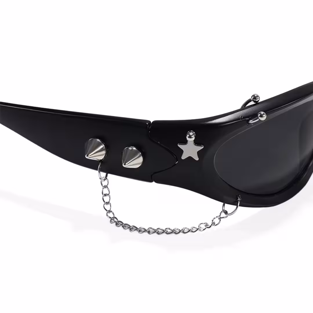 End piece detail of Nash cat eye pc handcrafted polarized sunglasses in black. SPU: CP0032511