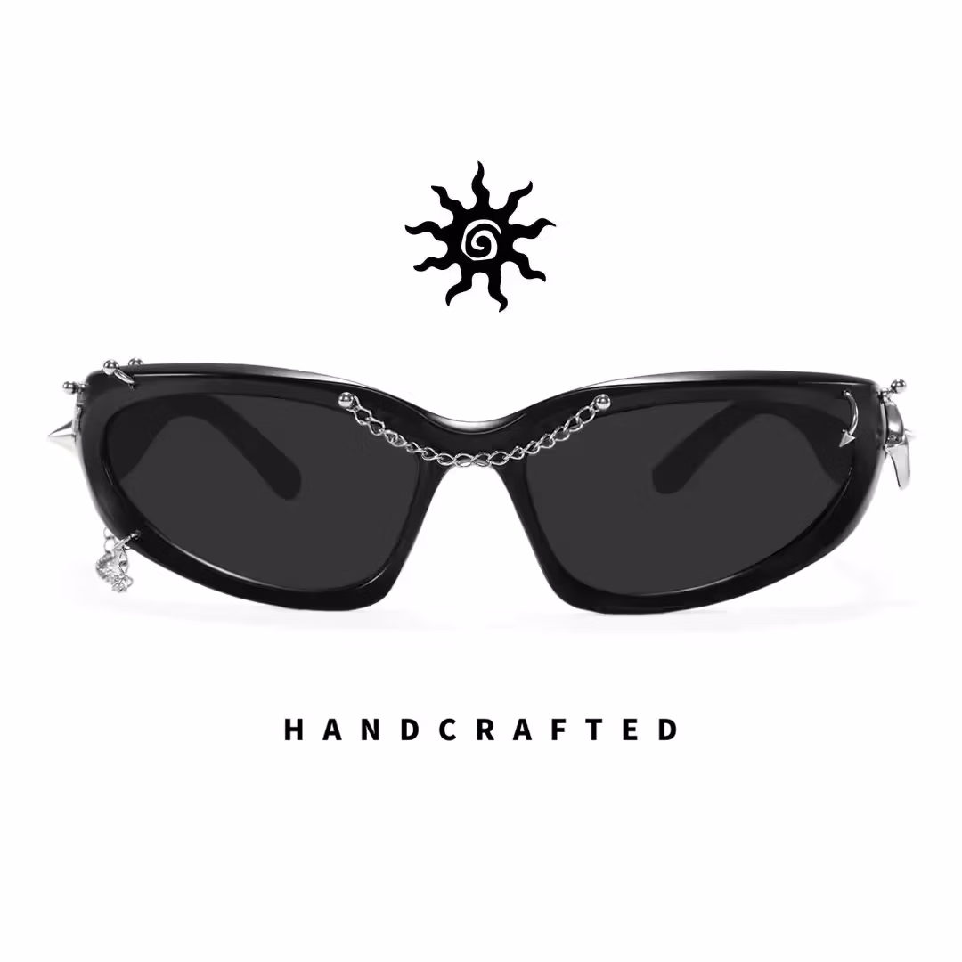 Front view of Nash cat eye pc handcrafted polarized sunglasses CP0032511 in black