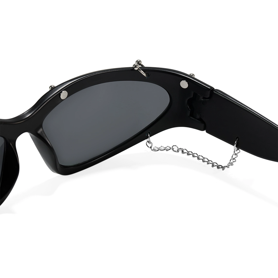 Hinge detail of Nash cat-eye pc handcrafted polarized sunglasses CP0032511 in black