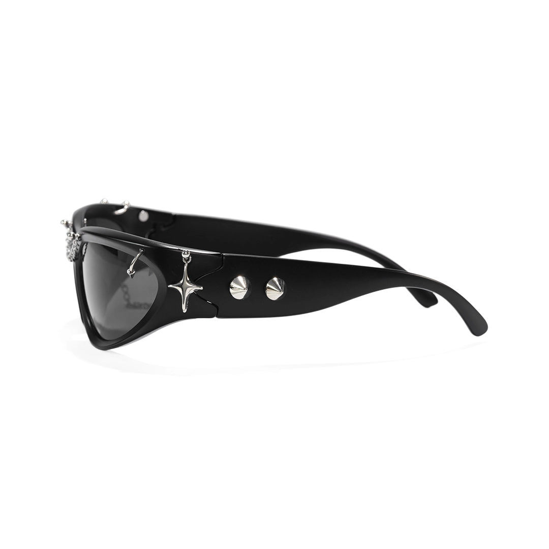 Side view of Nash cat-eye pc handcrafted polarized sunglasses CP0032511 in black