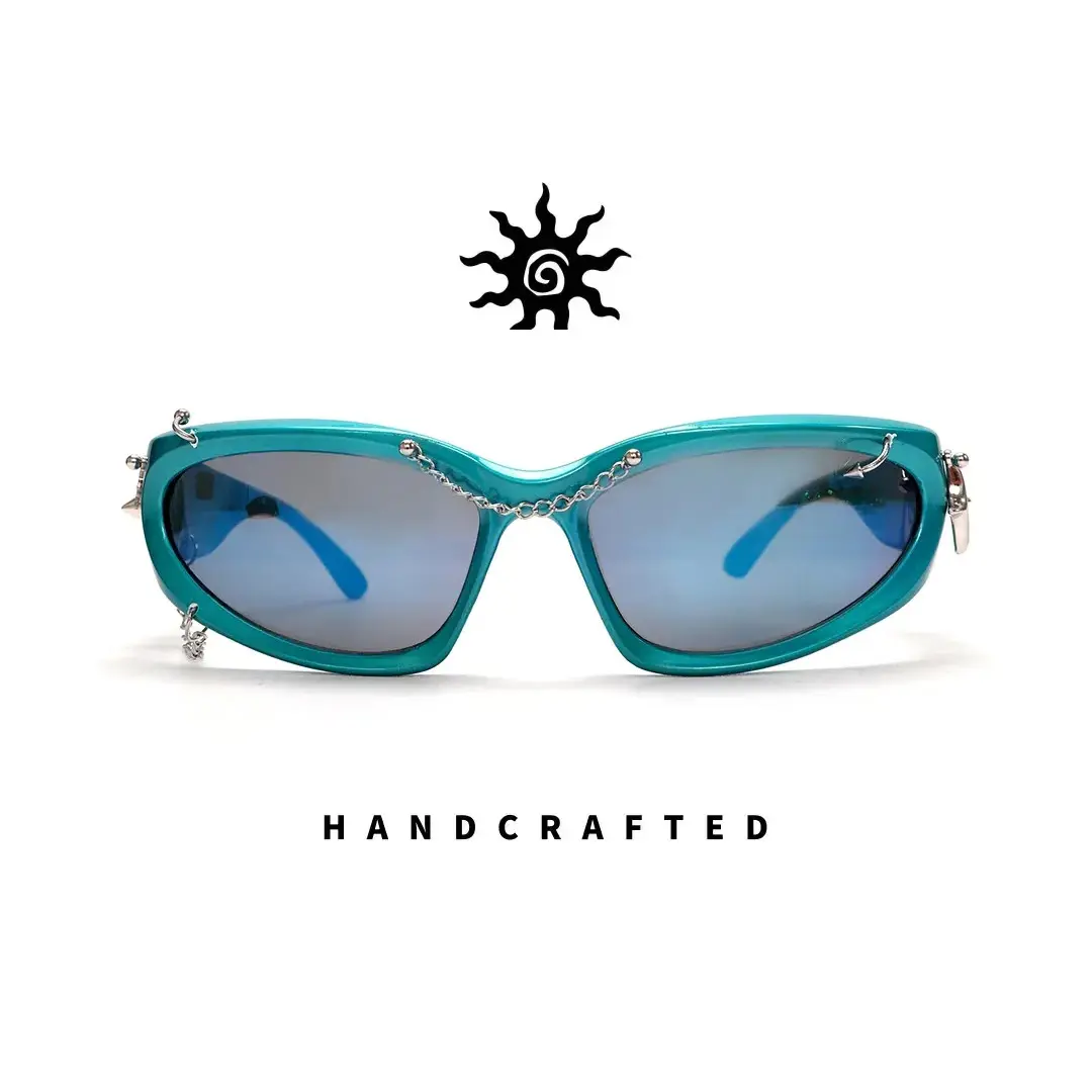 Front view of Nash cat-eye pc handcrafted polarized sunglasses CP0032511 in blue