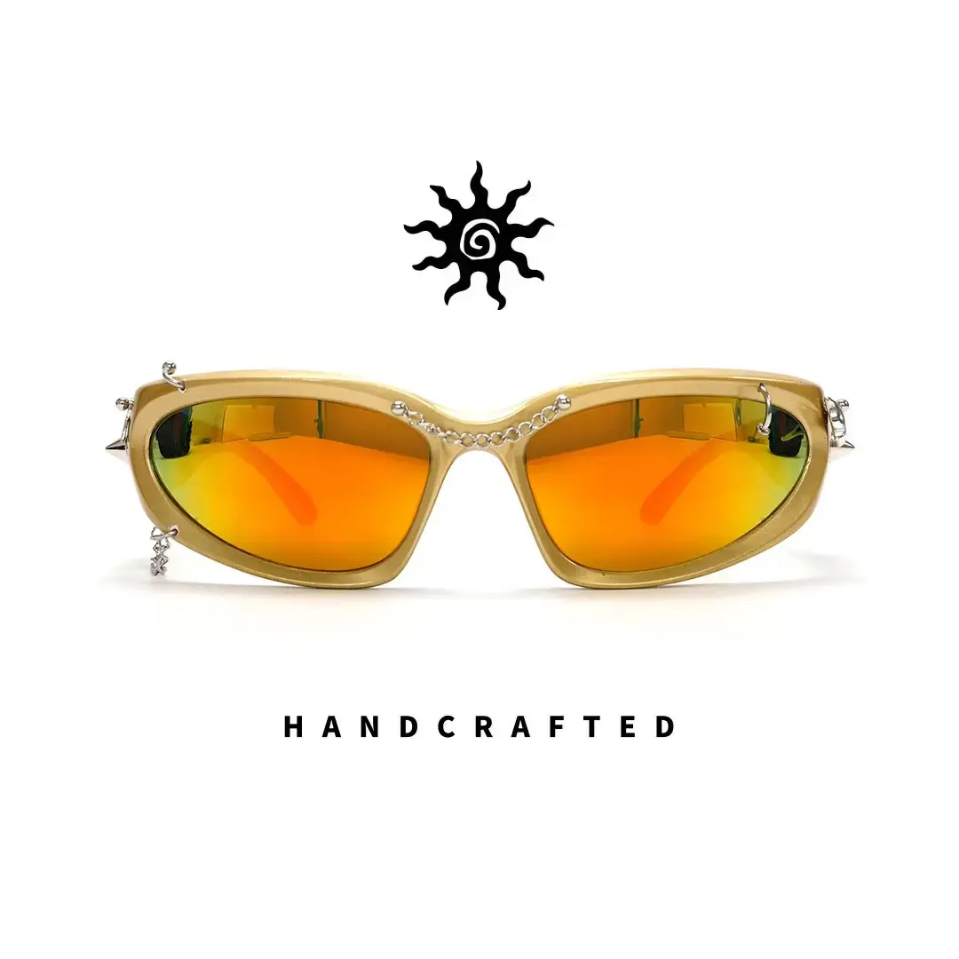 Front view of Nash cat-eye pc handcrafted polarized sunglasses CP0032511 in gold