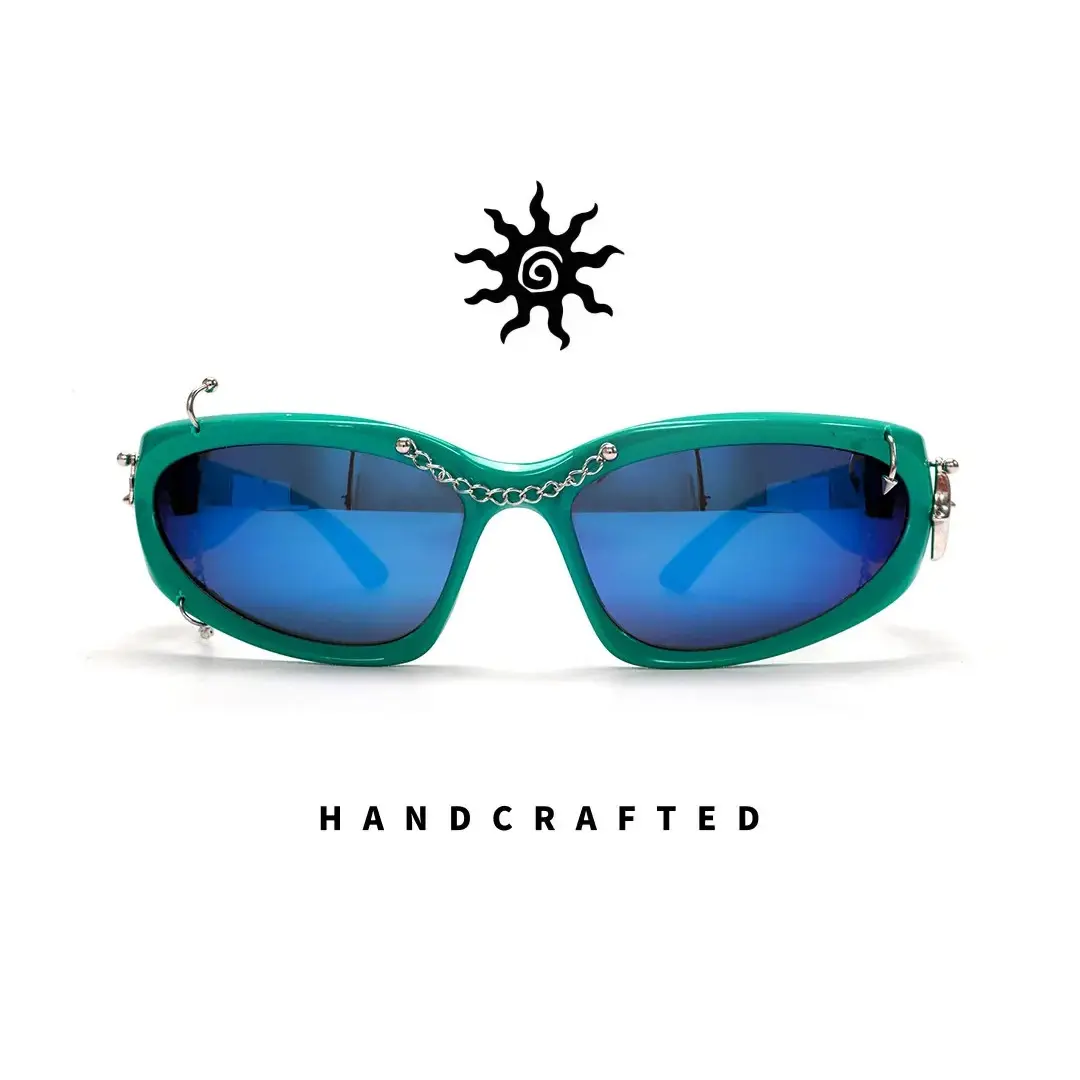Front view of Nash cat-eye pc handcrafted polarized sunglasses CP0032511 in green