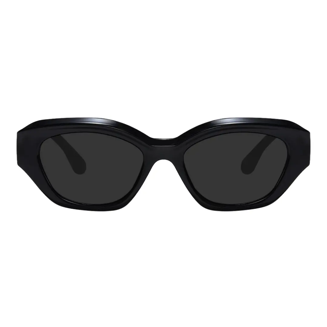 Front view of Sorrel cat eye pc sunglasses CP0052604 in black