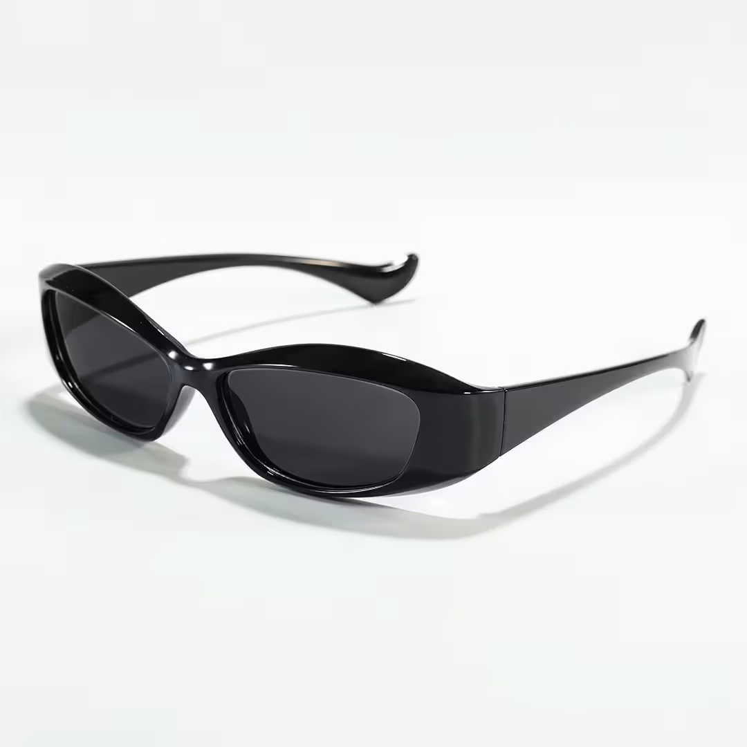 Scene view of Fioleo y2k cat eye pc sunglasses in black. SPU: CP0172603