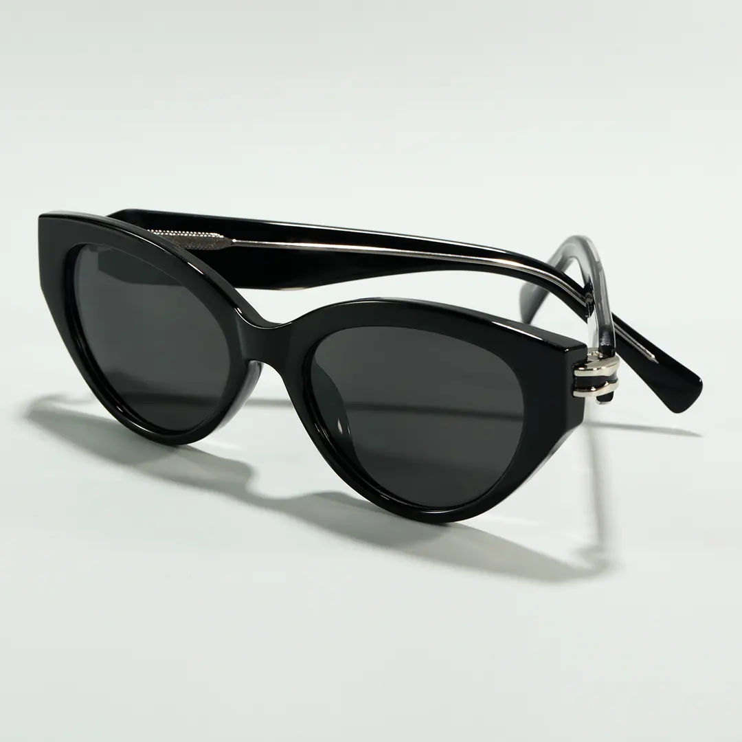 Scene view of Zoe cat eye tr90 sunglasses CR0042604 in black