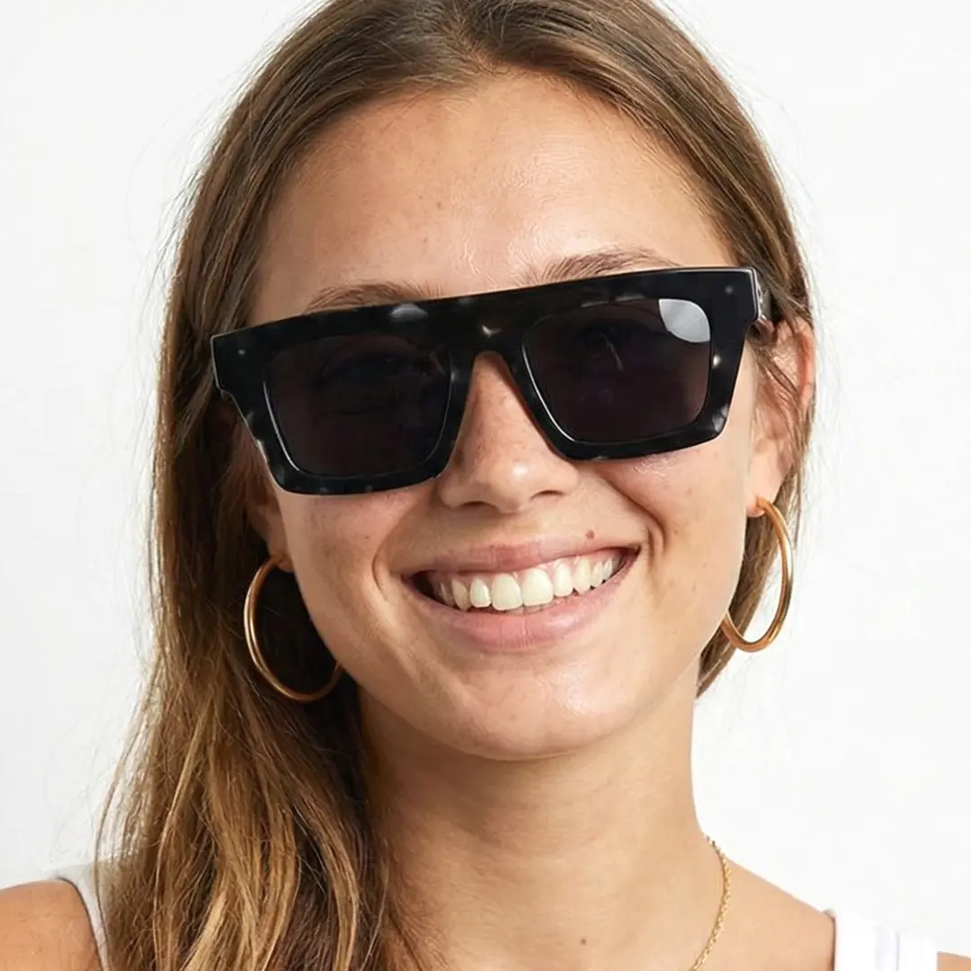 Female wearing fashion black rectangle acetate sunglasses, smiling. SPU: EA0442508S