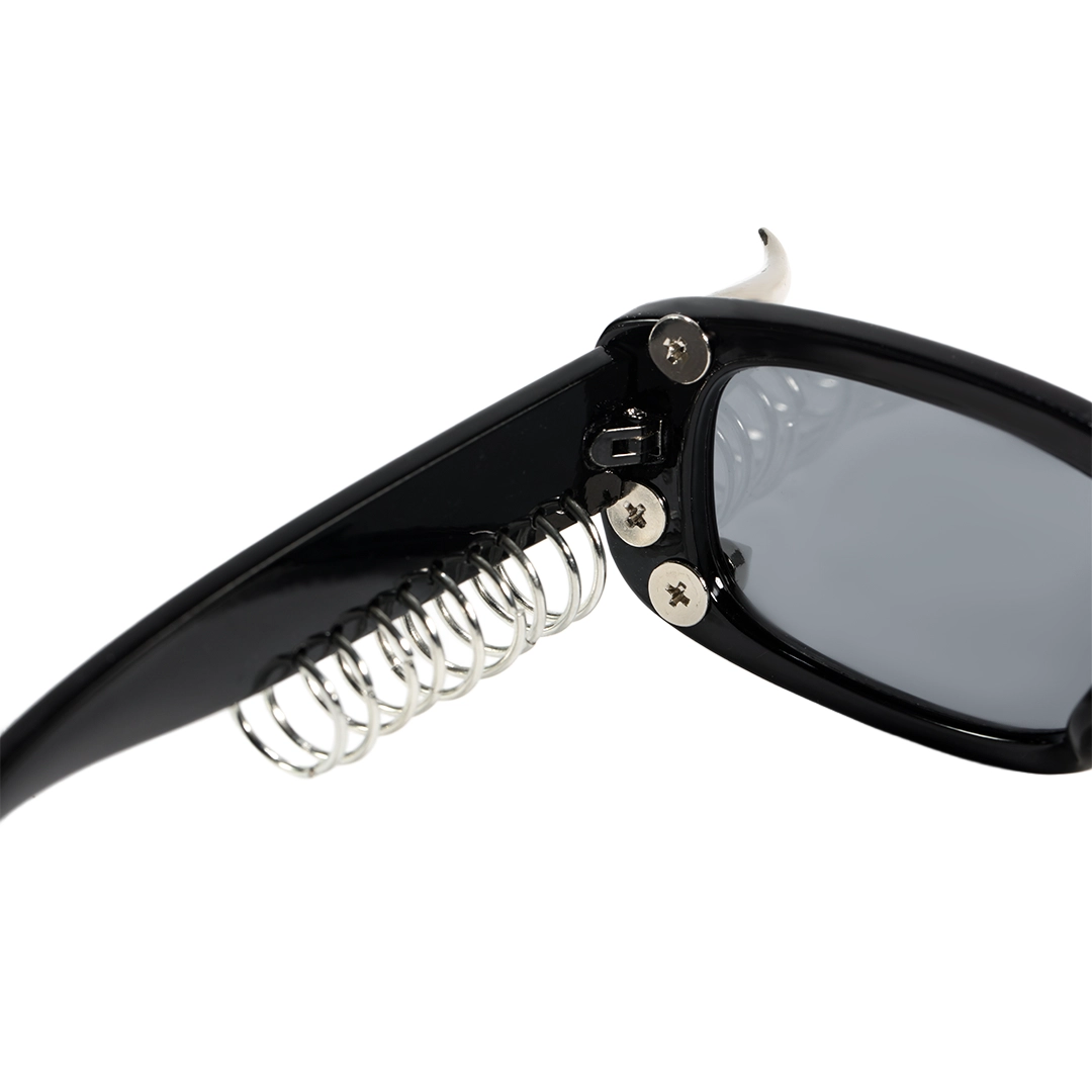 Hinge detail of Ash rectangle pc handcrafted polarized sunglasses EP0082601 in black