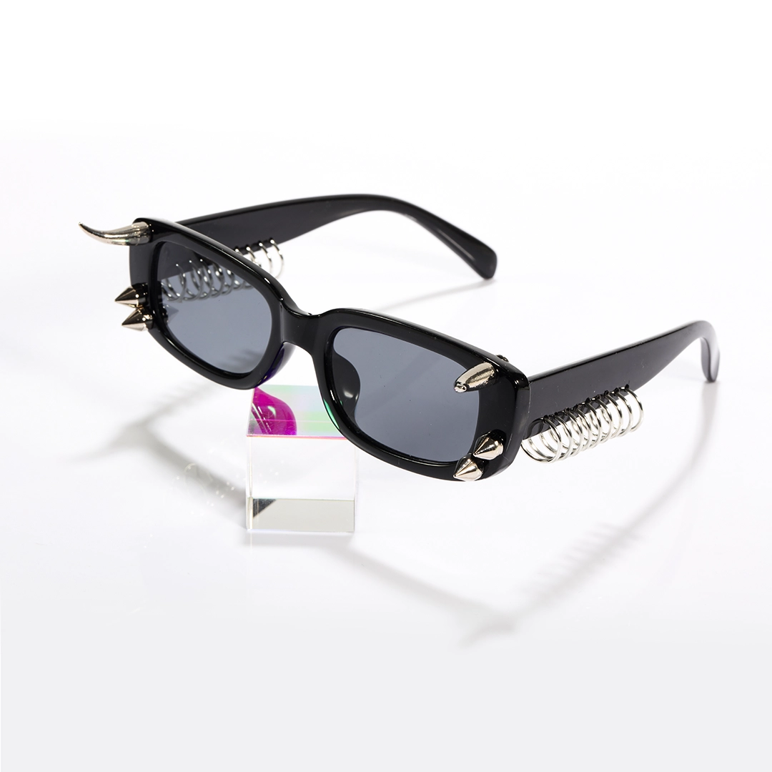 Scene view of Ash rectangle pc handcrafted polarized sunglasses EP0082601 in black