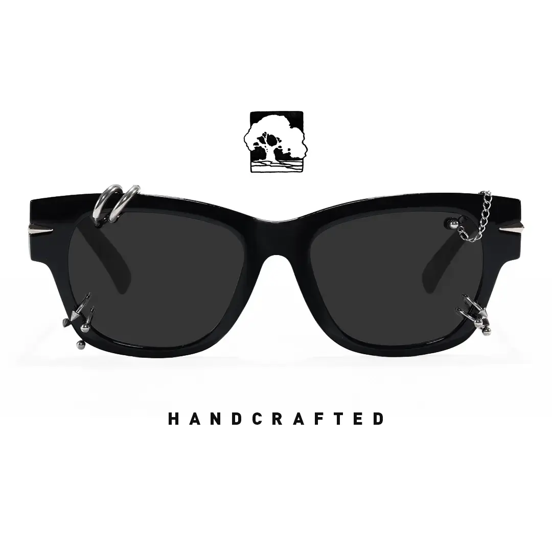 Front view of Trove rectangle tr90 handcrafted polarized sunglasses ER0072604 in silver