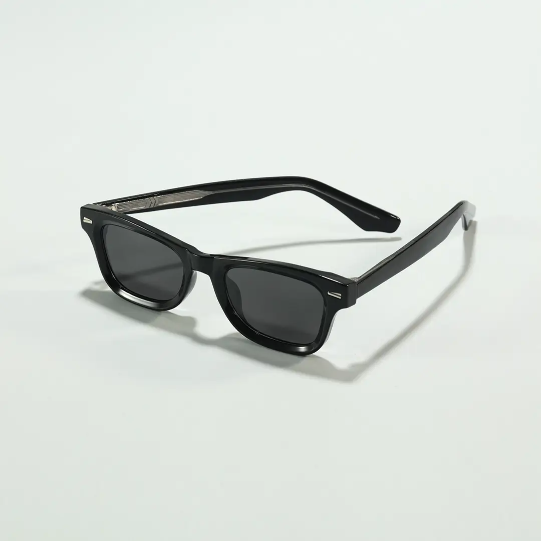 Scene view of Reign rectangle tr90 sunglasses ER0112604 in black