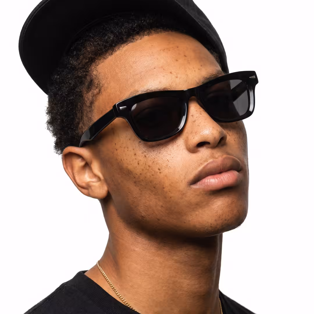 Male wearing fashion black rectangle tr90 sunglasses, confident expression. SPU: ER0112604