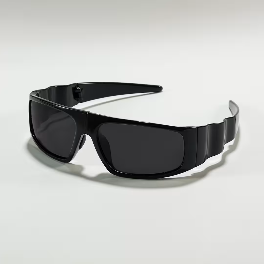Scene view of Iven y2k rectangle tr90 sunglasses ER0132605 in black