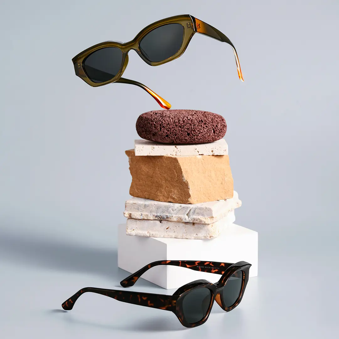 Scene view of Appl geometric pc sunglasses GP0162404 in brown