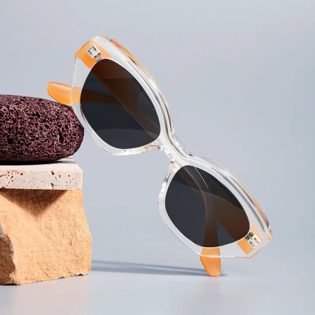 Set view of Appl geometric pc sunglasses GP0162404 in clear