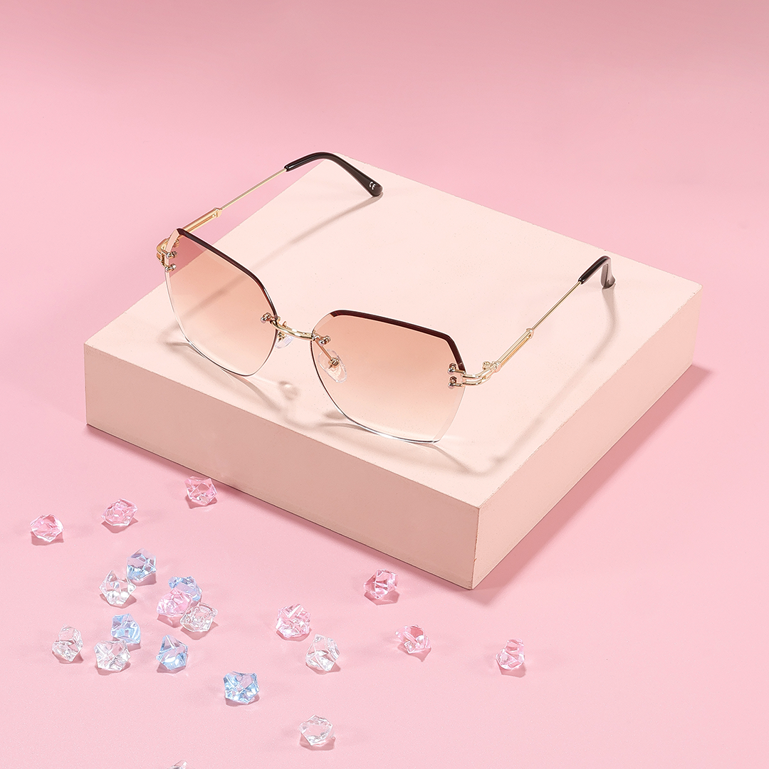 Scene view of Tara geometric metal sunglasses GX0082505 in brown