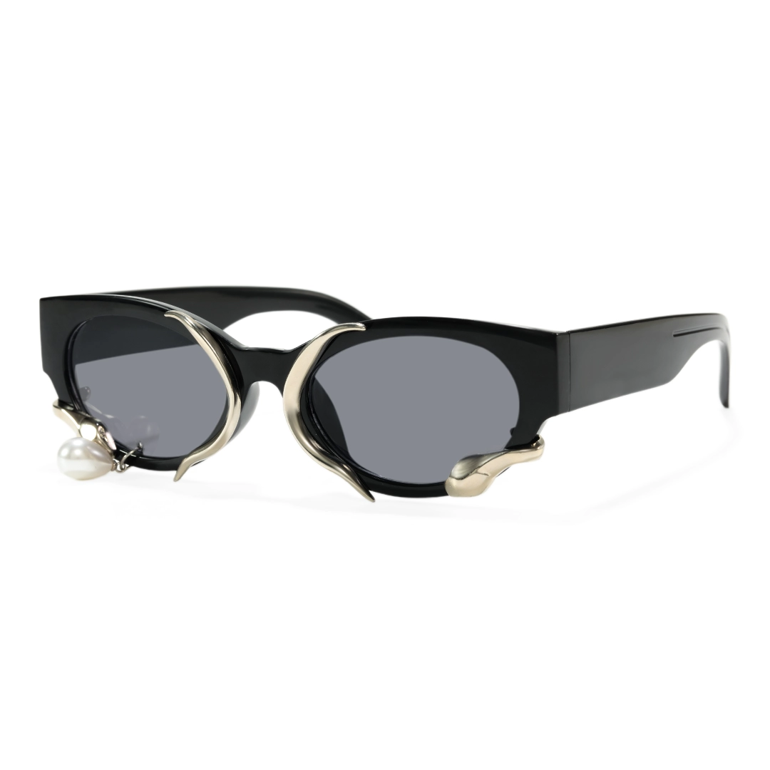 Angle view of Sora oval pc sunglasses OL0092506 in black