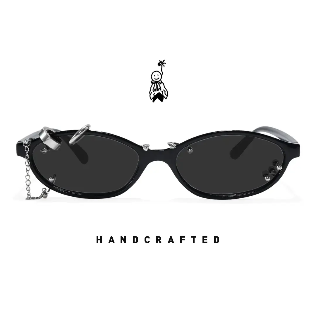 Front view of Epoch oval pc handcrafted polarized sunglasses OP0092604 in silver