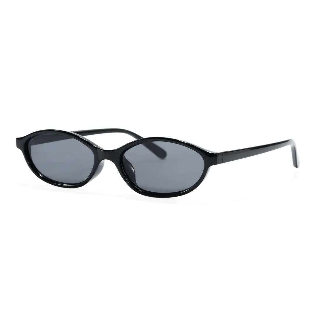 Angle view of Calisia y2k oval pc sunglasses OP0272603 in black
