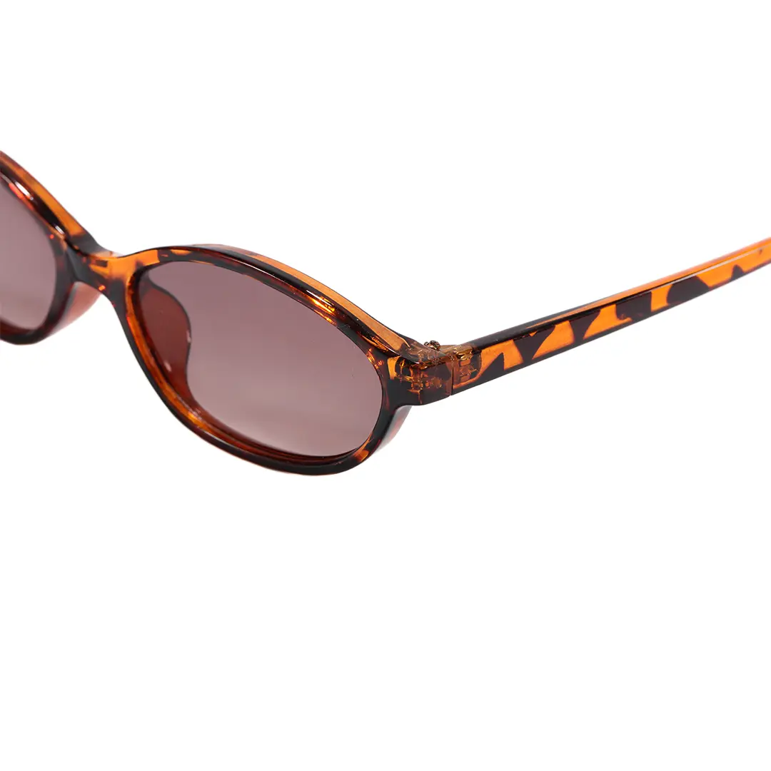 End piece detail of Calisia oval pc sunglasses OP0272603 in tortoise