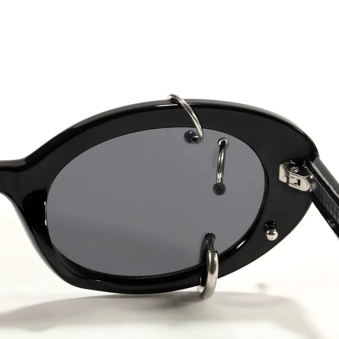 Frame detail of Alden oval tr90 handcrafted polarized sunglasses OR0022509 in black