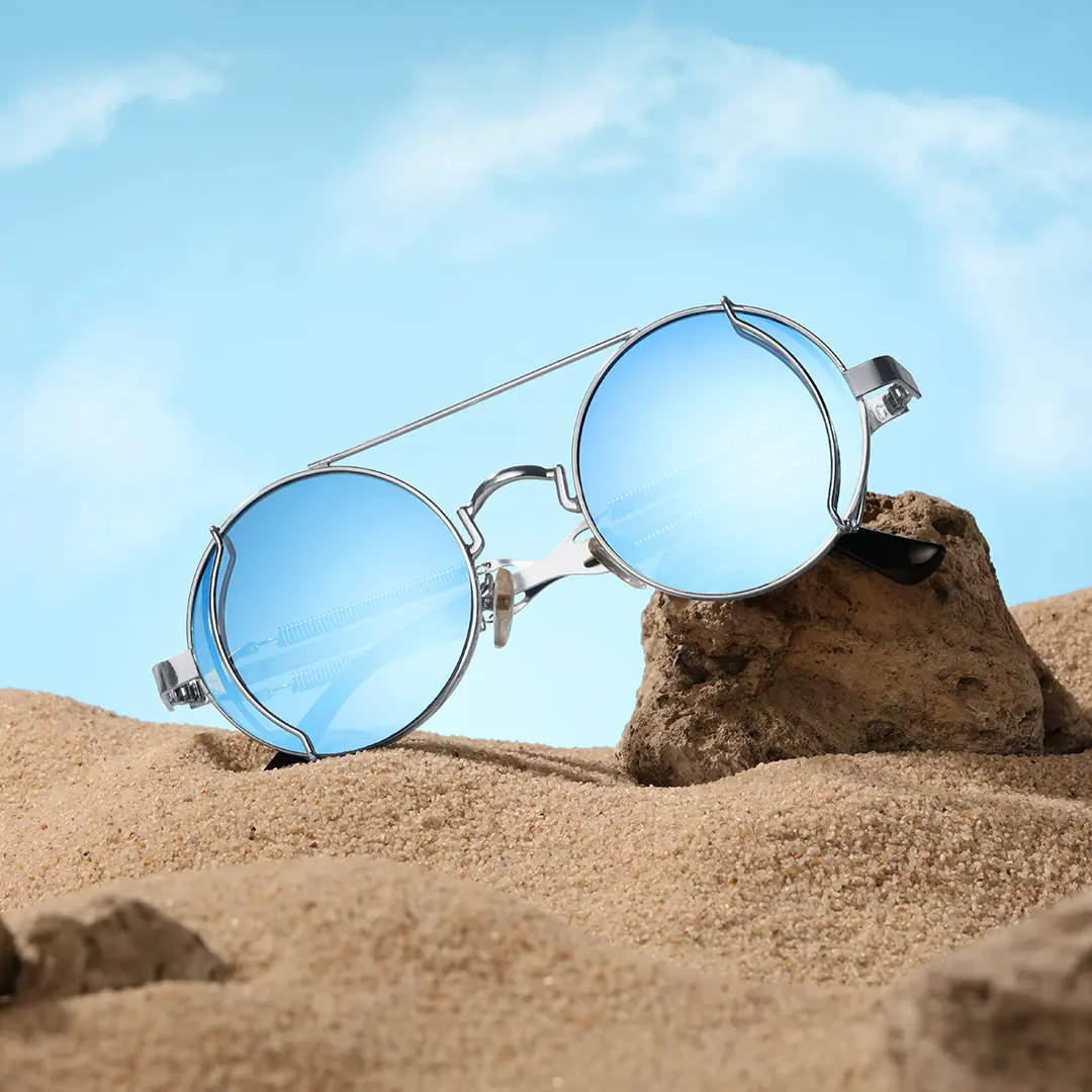 Scene view of Binfing steampunk round metal sunglasses RM0102303 in blue