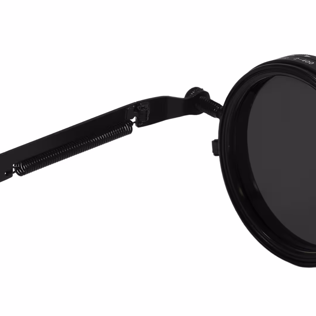 Spring hinge detail of Orinr round metal sunglasses in black. SPU: RM0312605