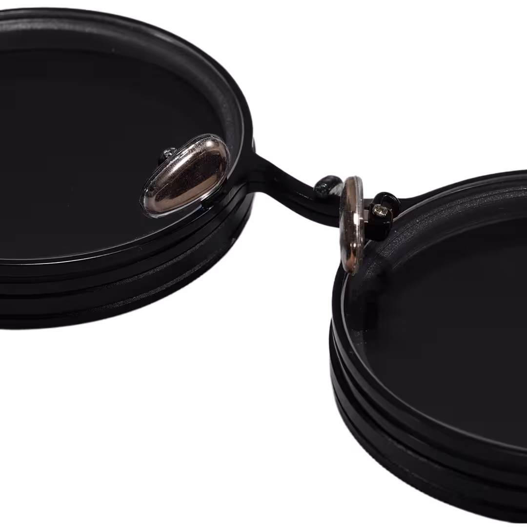Adjustable nose pad detail of Orinr steampunk round metal sunglasses RM0312605 in black