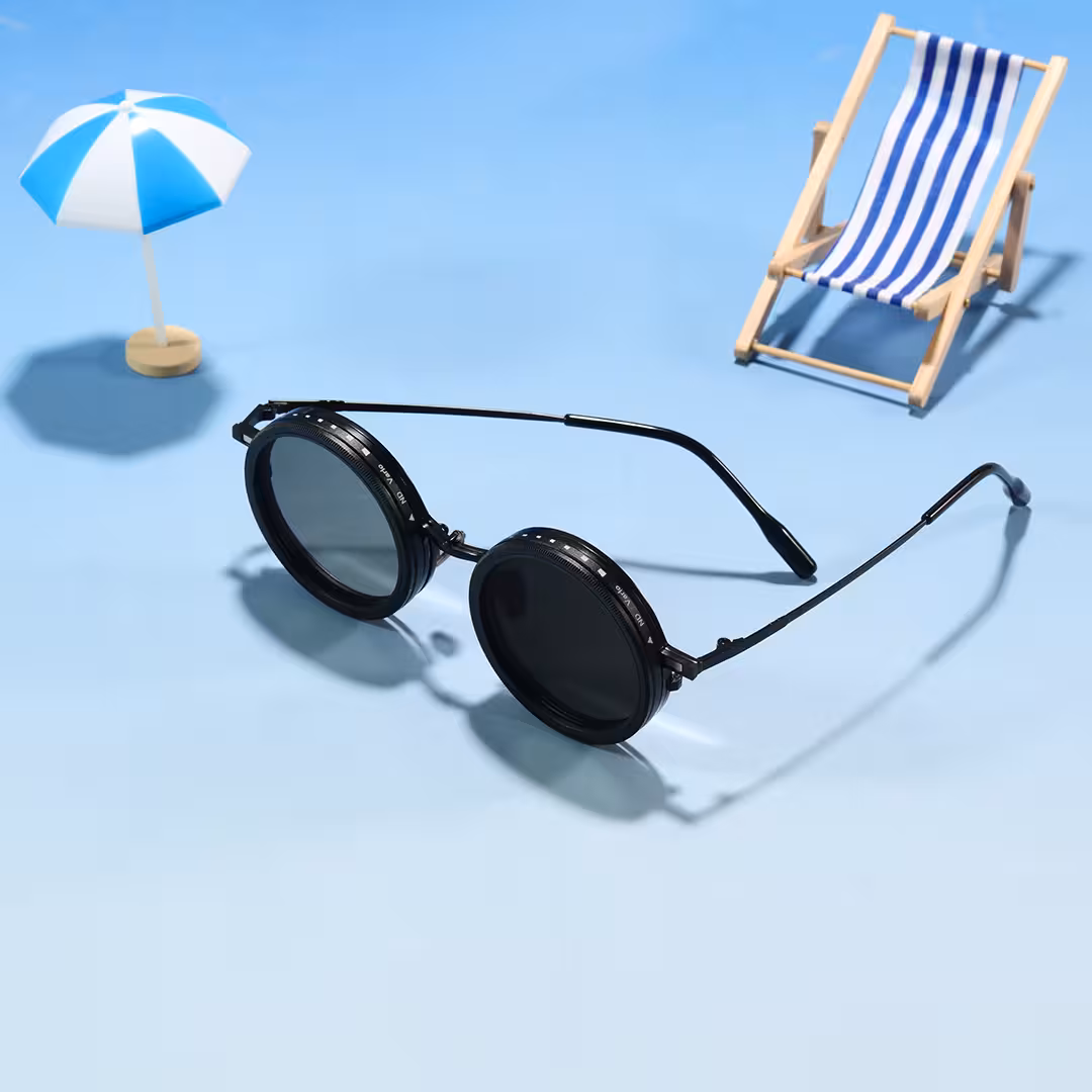 Scene close-up view of Orinr steampunk round metal sunglasses RM0312605 in black