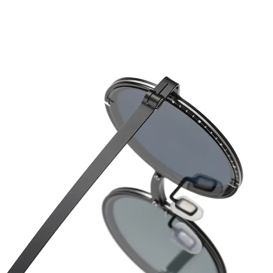 End piece detail of Myron steampunk round metal sunglasses RM0322507 in black