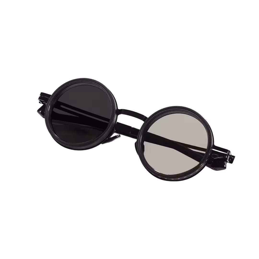 Front folded view of Caelon steampunk round metal sunglasses RM0352507 in black
