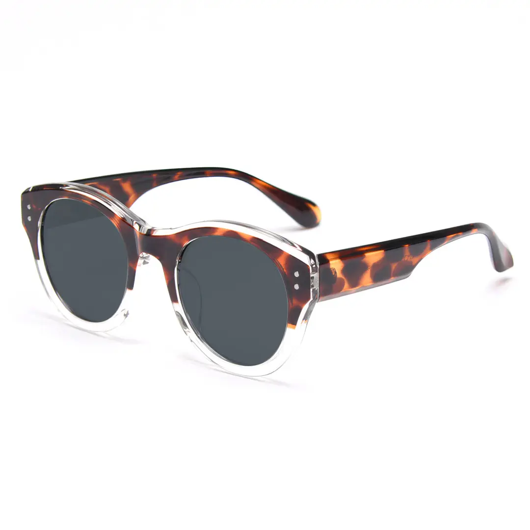 Angle view of Bilious round tr90 sunglasses RR0242302 in tortoise