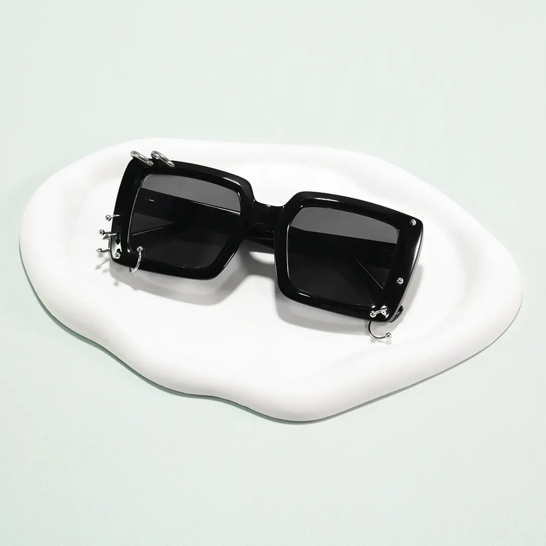 Scene view of Corin square tr90 handcrafted polarized sunglasses SR0052509 in black