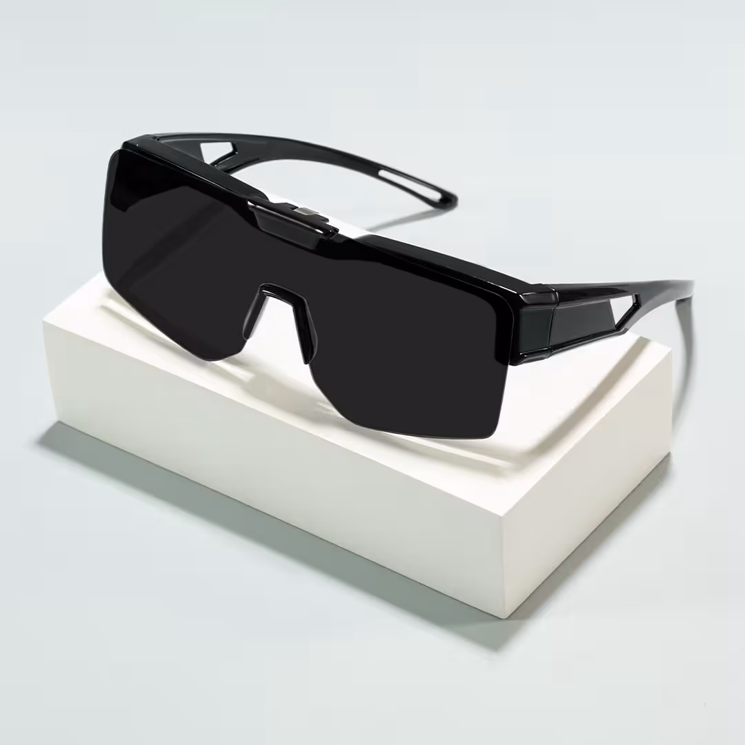 Scene view of Cyra square tr90 flip-up sunglasses SR0062605 in black