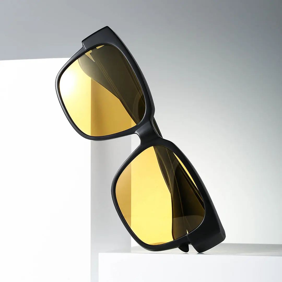 Scene view of Bran square tr90 sunglasses SR0152303 in yellow