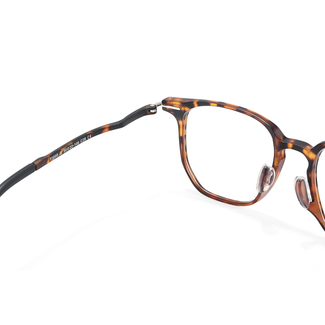 Hinge detail of Benny square tr90 eyeglasses SR0042508 in tortoise
