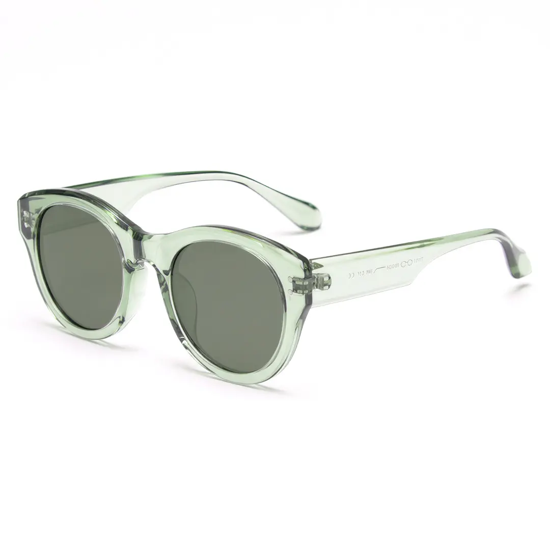 Angle view of Bilious round tr90 sunglasses RR0242302 in green