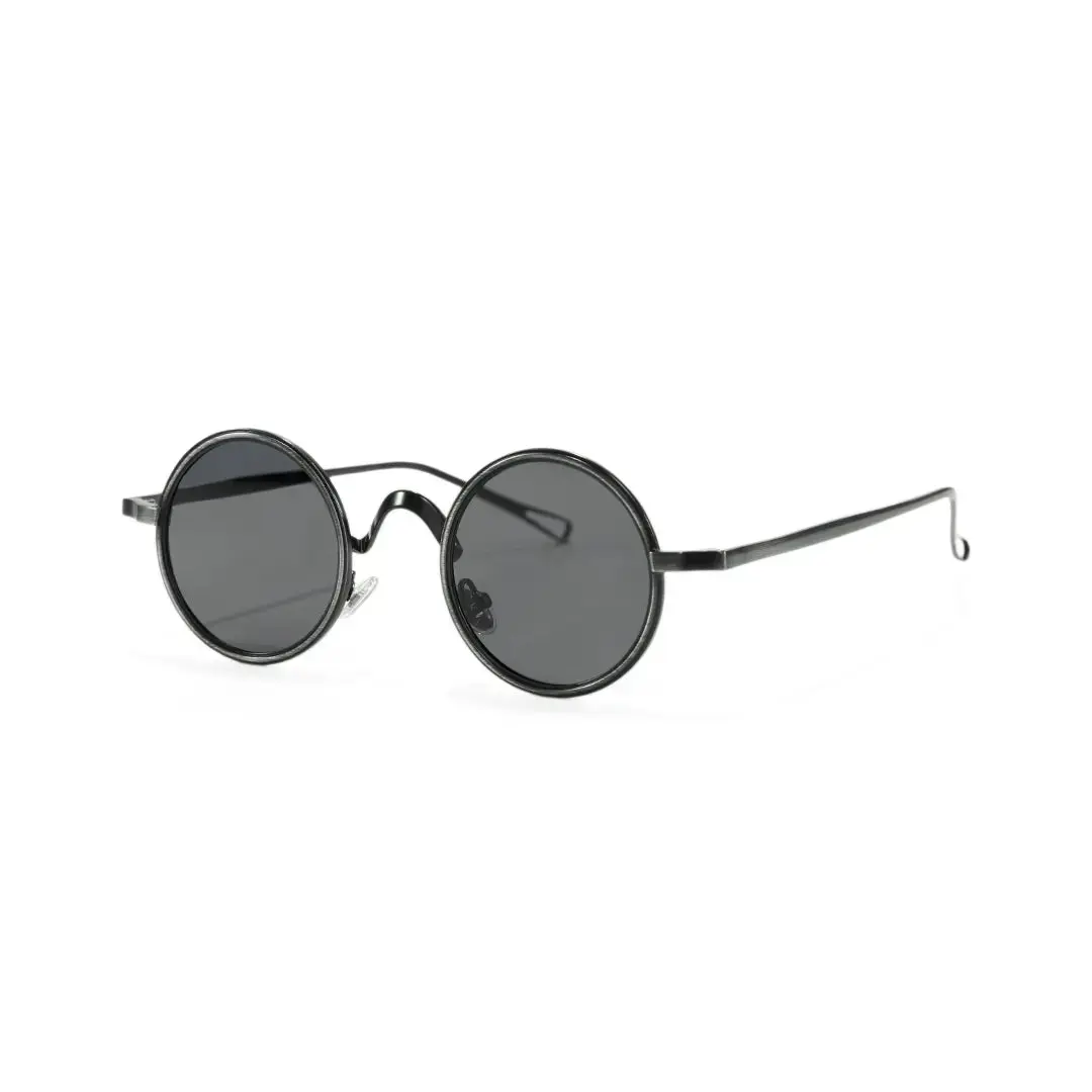 Angle view of Ewan round metal sunglasses RM0162506 in black