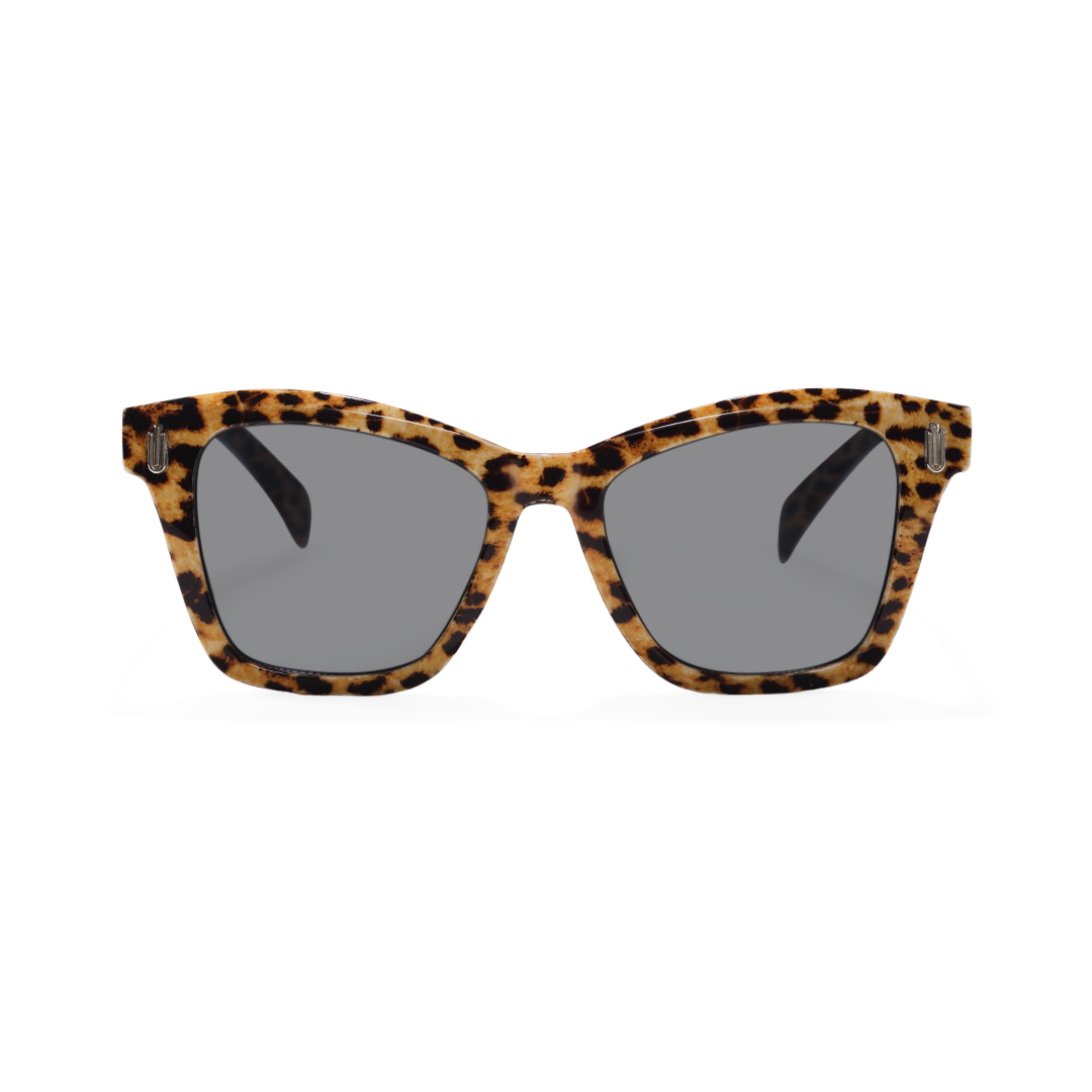 Front view of Mala cat eye pc sunglasses CP0122506 in tortoise