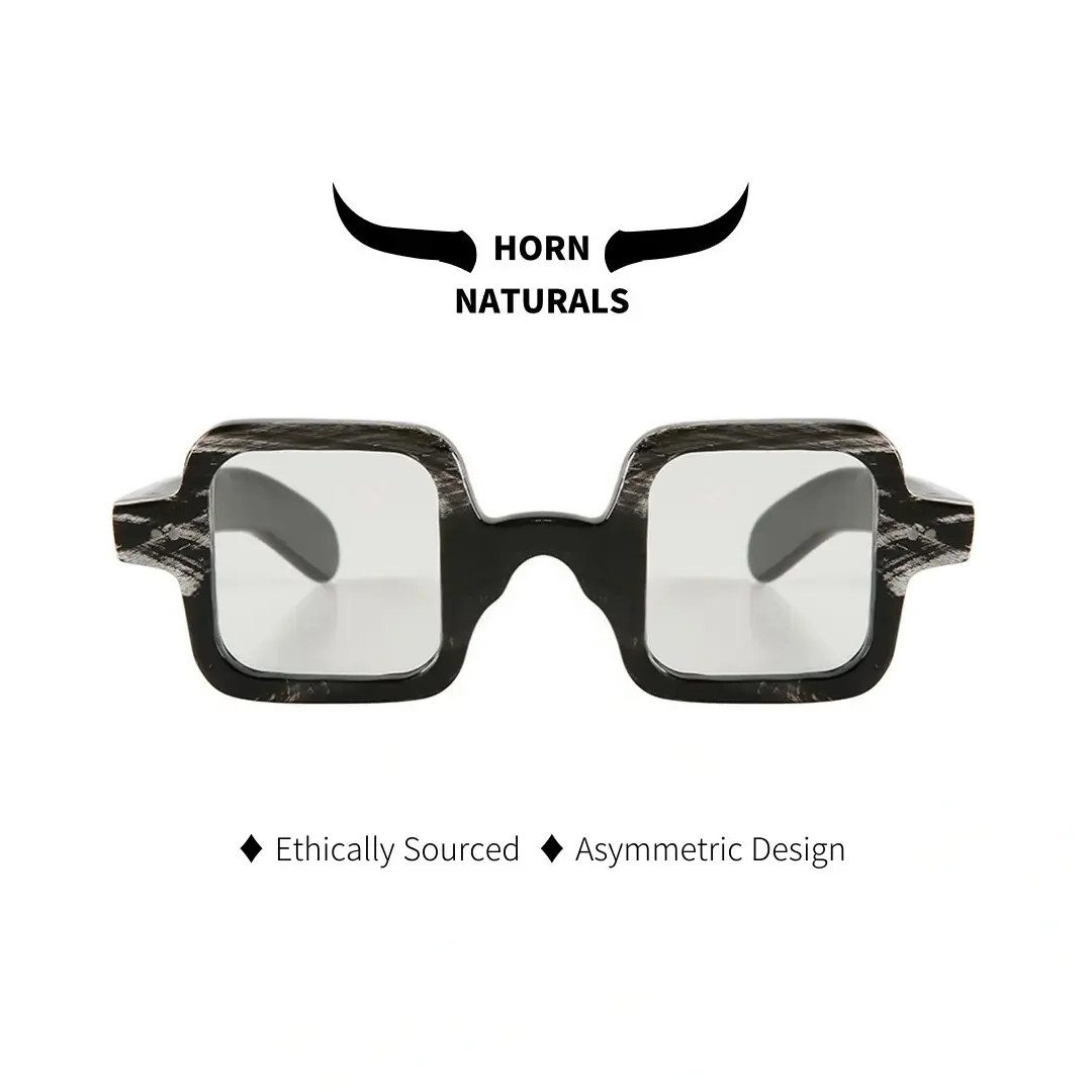 Front view of Nove square natural ox horn handcrafted eyeglasses SO0032601 in black