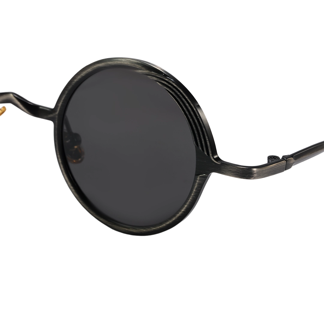 End piece detail of Ulric round metal sunglasses RM0402601 in black