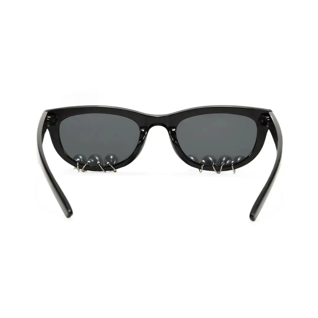 Back view of Zale oval pc sunglasses OL0102506 in black