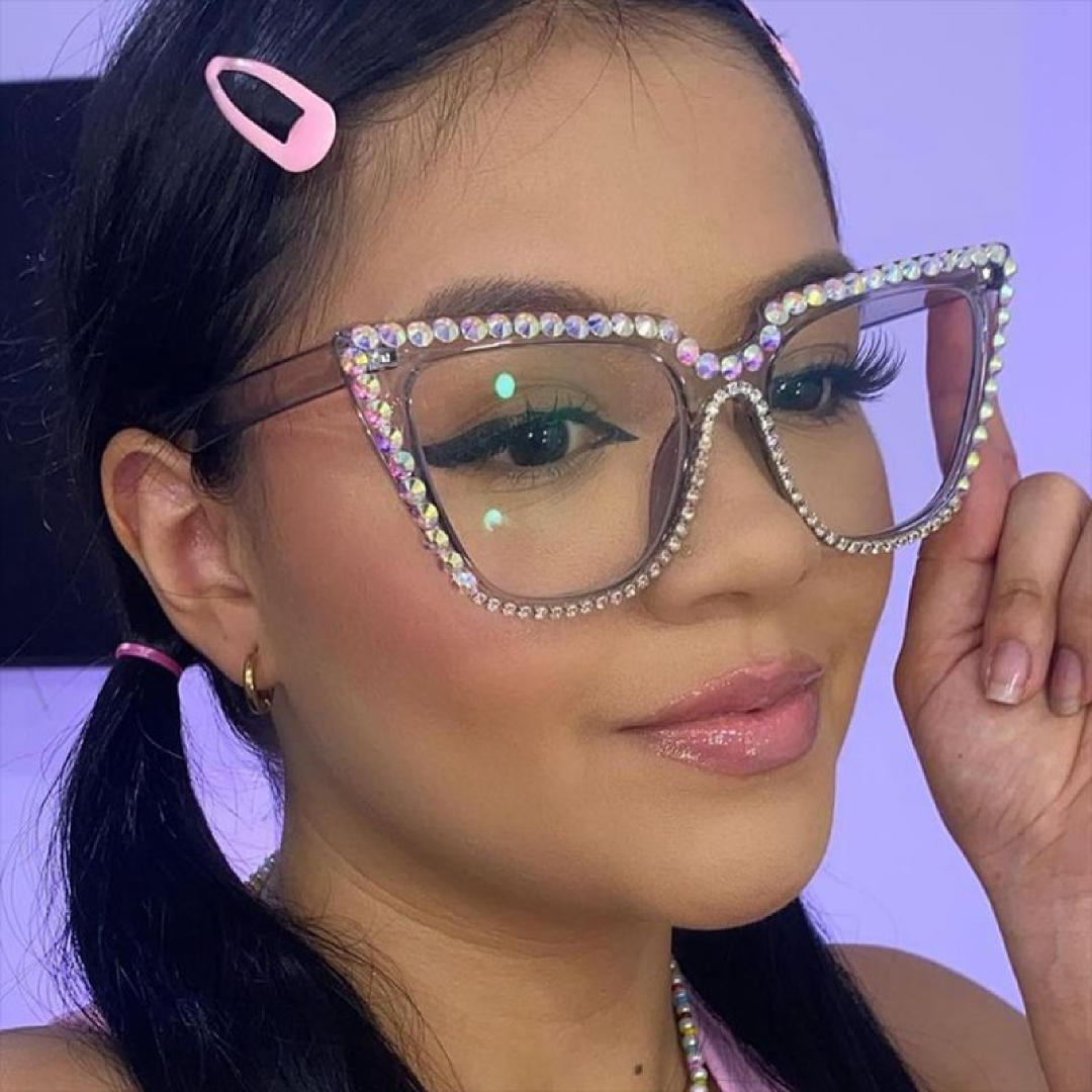 Female model view of Zeke cat-eye pc eyeglasses CP0112307 in pink